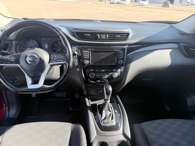 2022 Nissan Rogue Sport SV