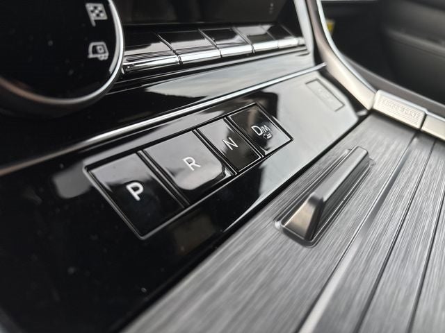 2025 Nissan Armada SL