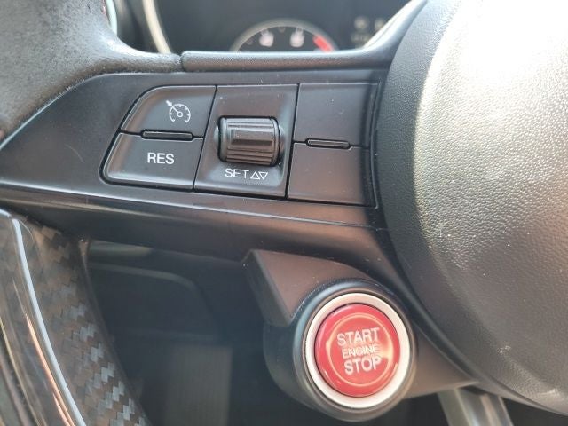 2017 Alfa Romeo Giulia Base