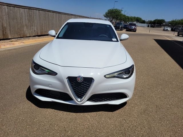 2017 Alfa Romeo Giulia Base