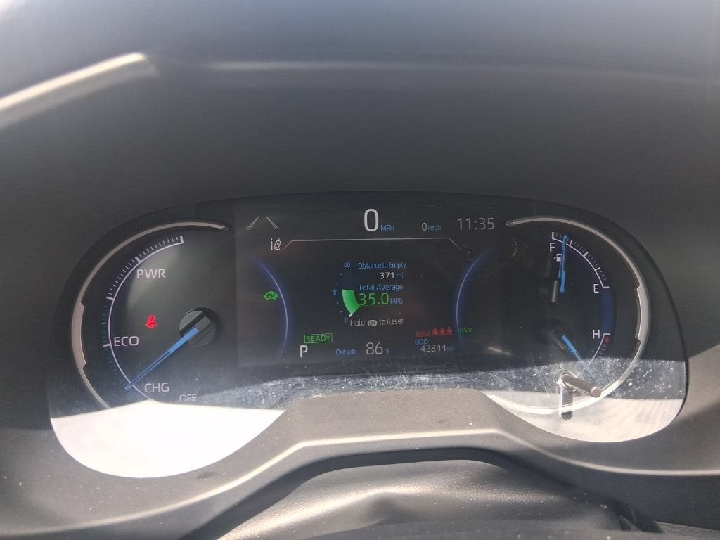 2023 Toyota RAV4 Hybrid XLE