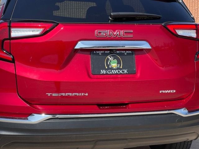 2023 GMC Terrain SLT