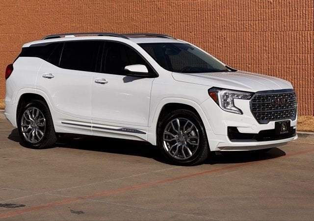 2023 GMC Terrain Denali