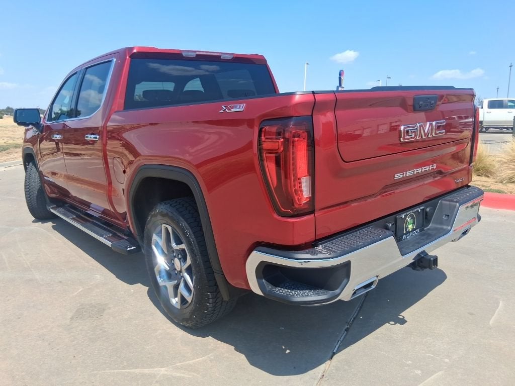 2025 GMC Sierra 1500 SLT