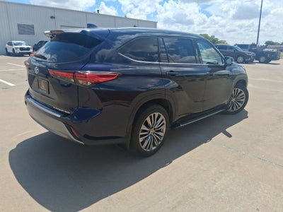 2021 Toyota Highlander Platinum