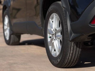 2025 Toyota Corolla Cross LE