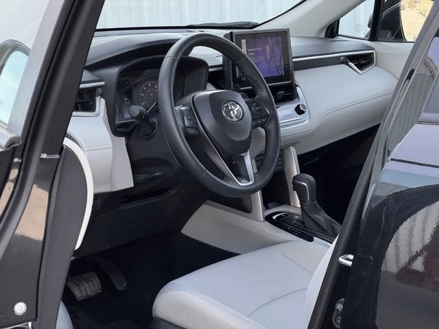 2025 Toyota Corolla Cross LE