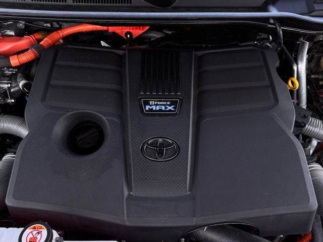 2025 Toyota Sequoia SR5